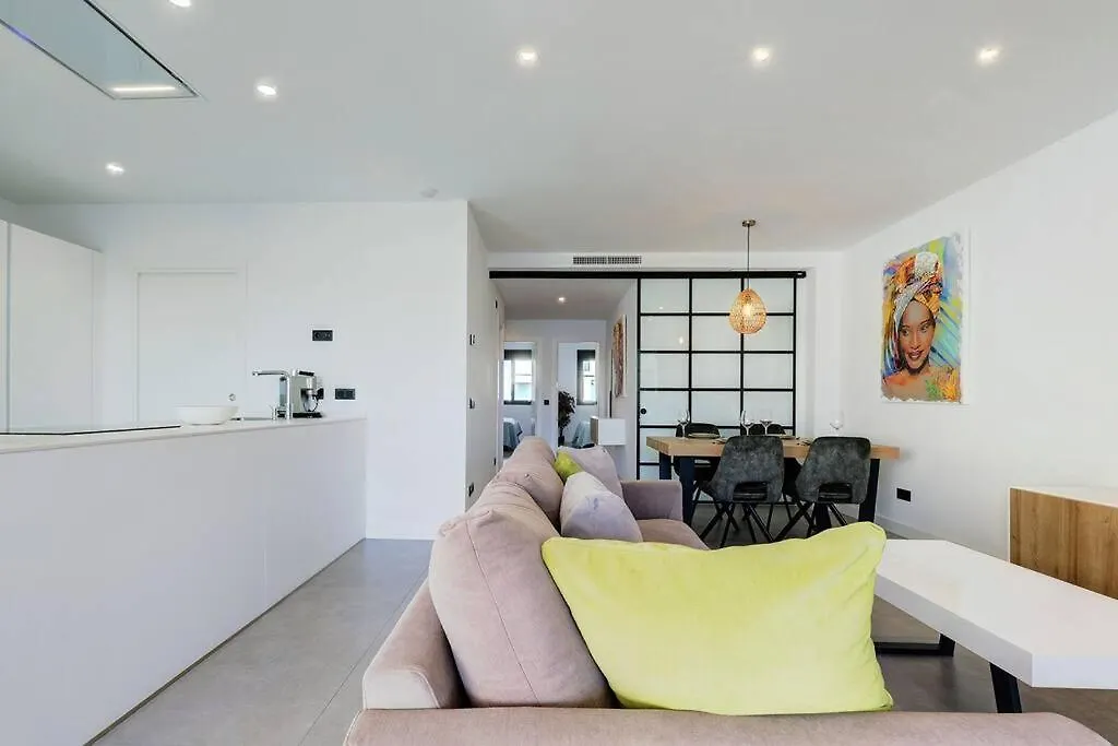 Elegant Two Bedroom Apartment At Estepona Hills!