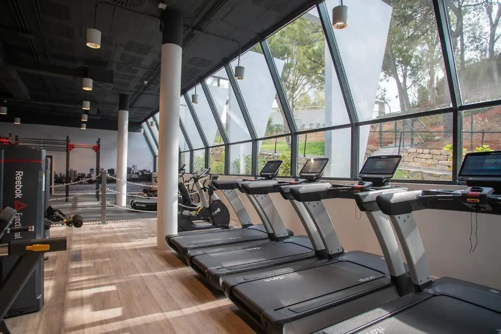 Elegant Two Bedroom Apartment At Estepona Hills!