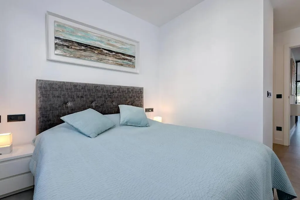 Elegant Two Bedroom Apartment At Estepona Hills! Spain