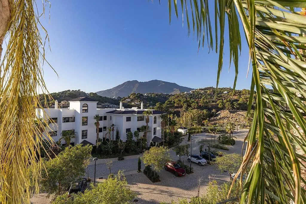 Elegant Two Bedroom Apartment At Estepona Hills! Spain